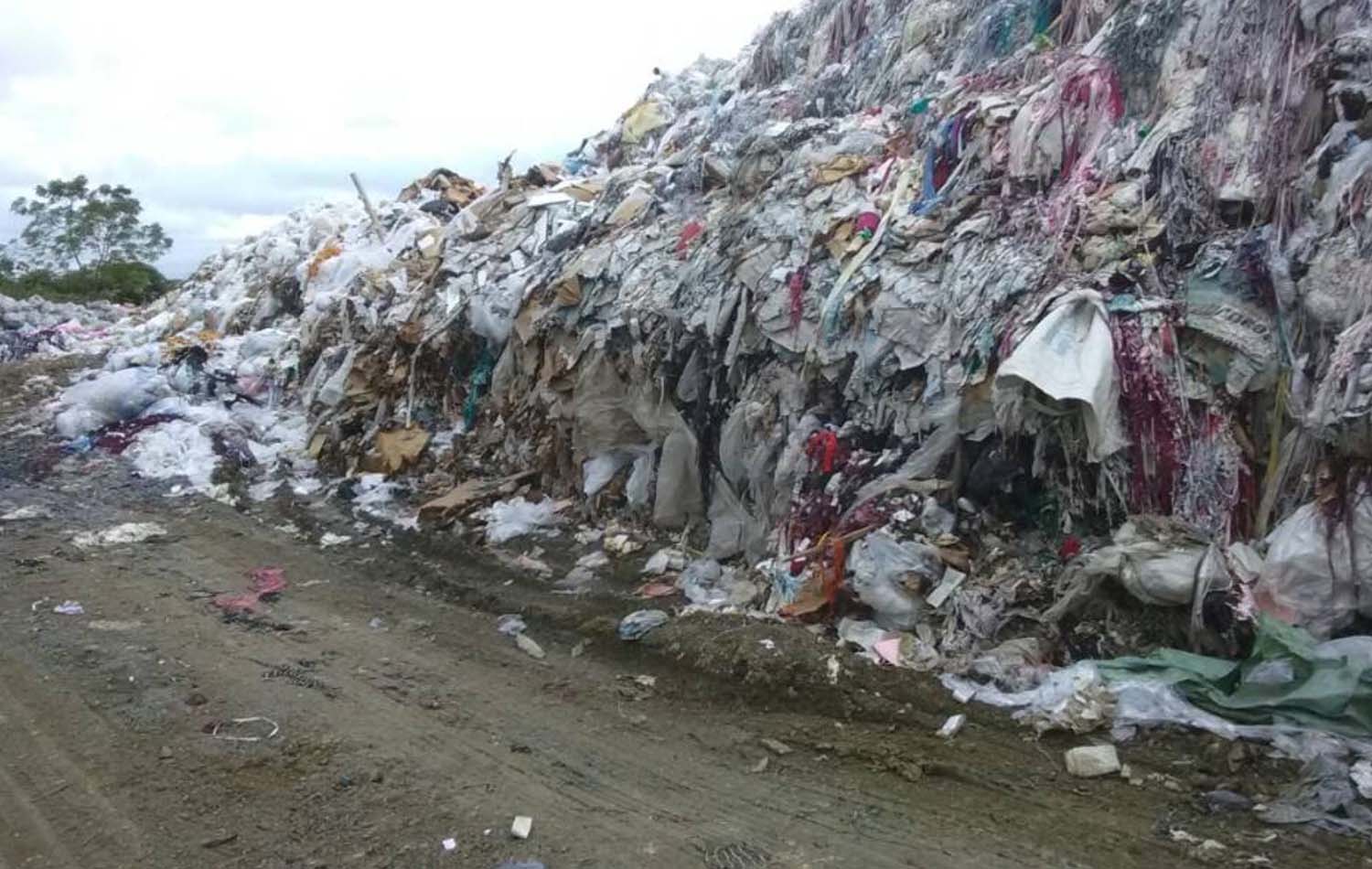 Piles of trash from the Park before the fire in 2020.